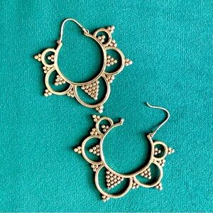 Balinese floral hoop earrings